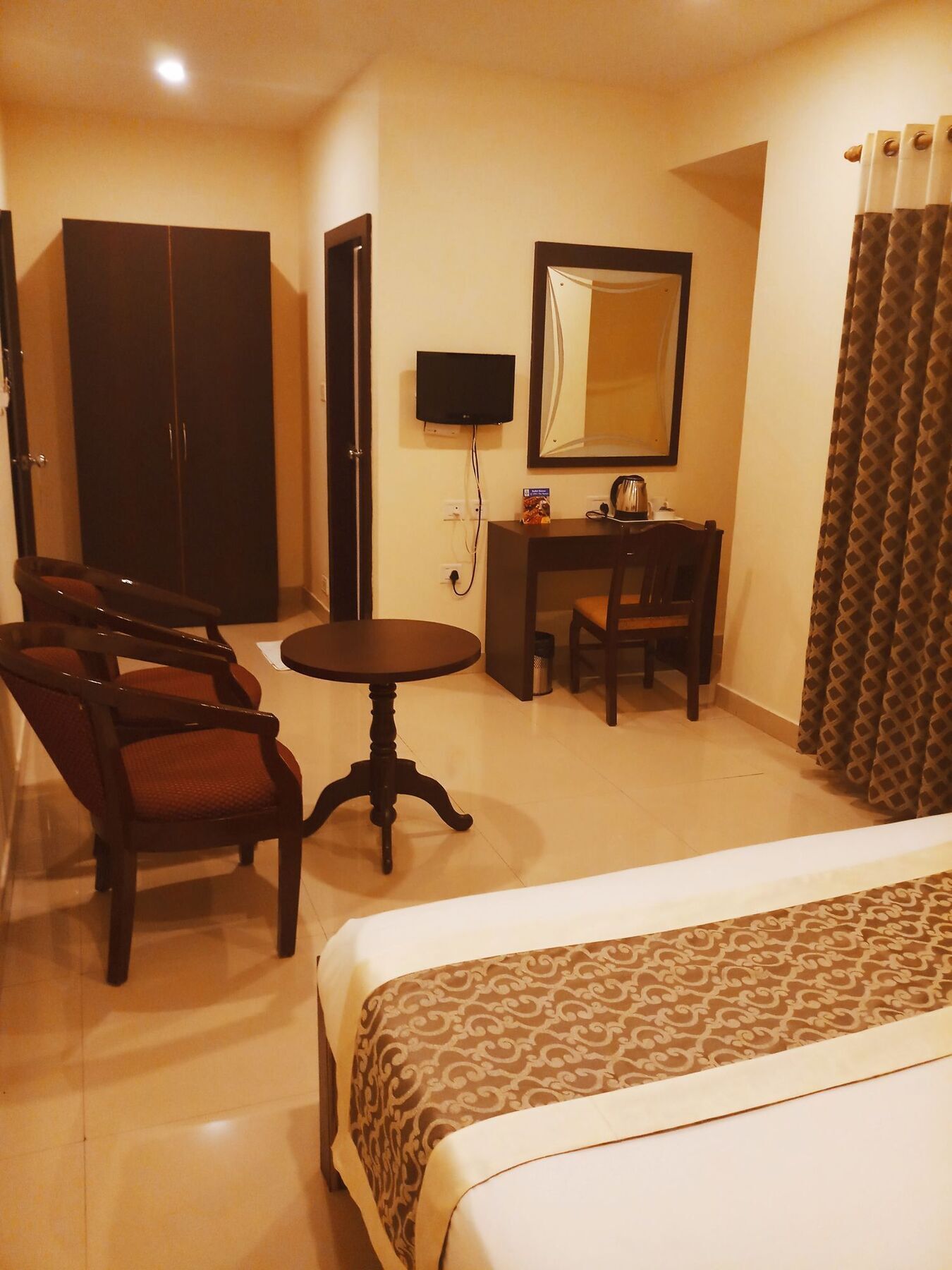 Vedanta Wake Up - Ernakulam North Station Hotel Kochi Exterior foto