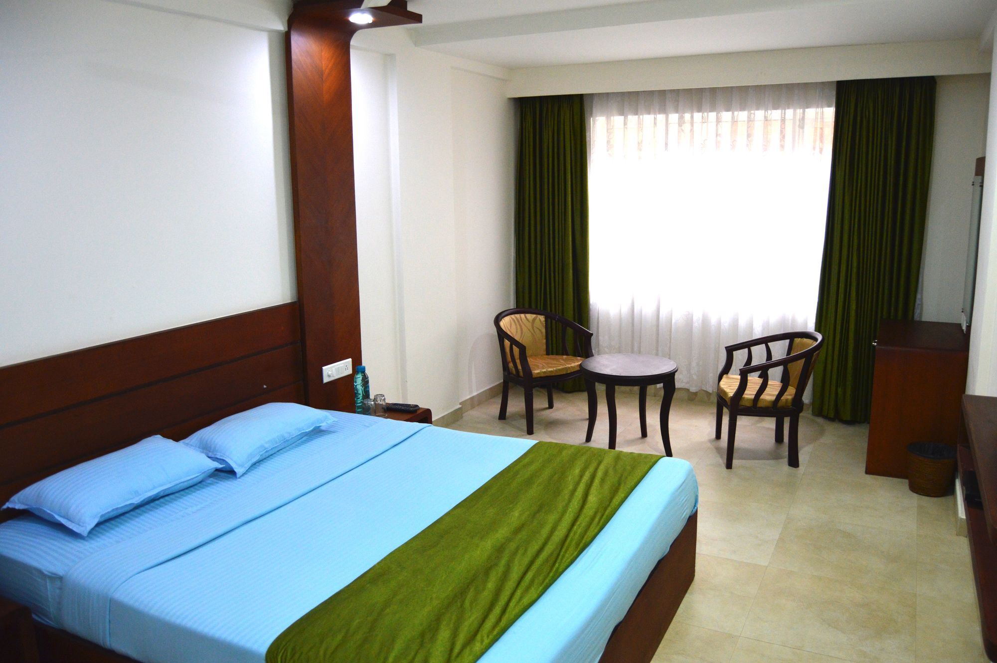 Vedanta Wake Up - Ernakulam North Station Hotel Kochi Exterior foto